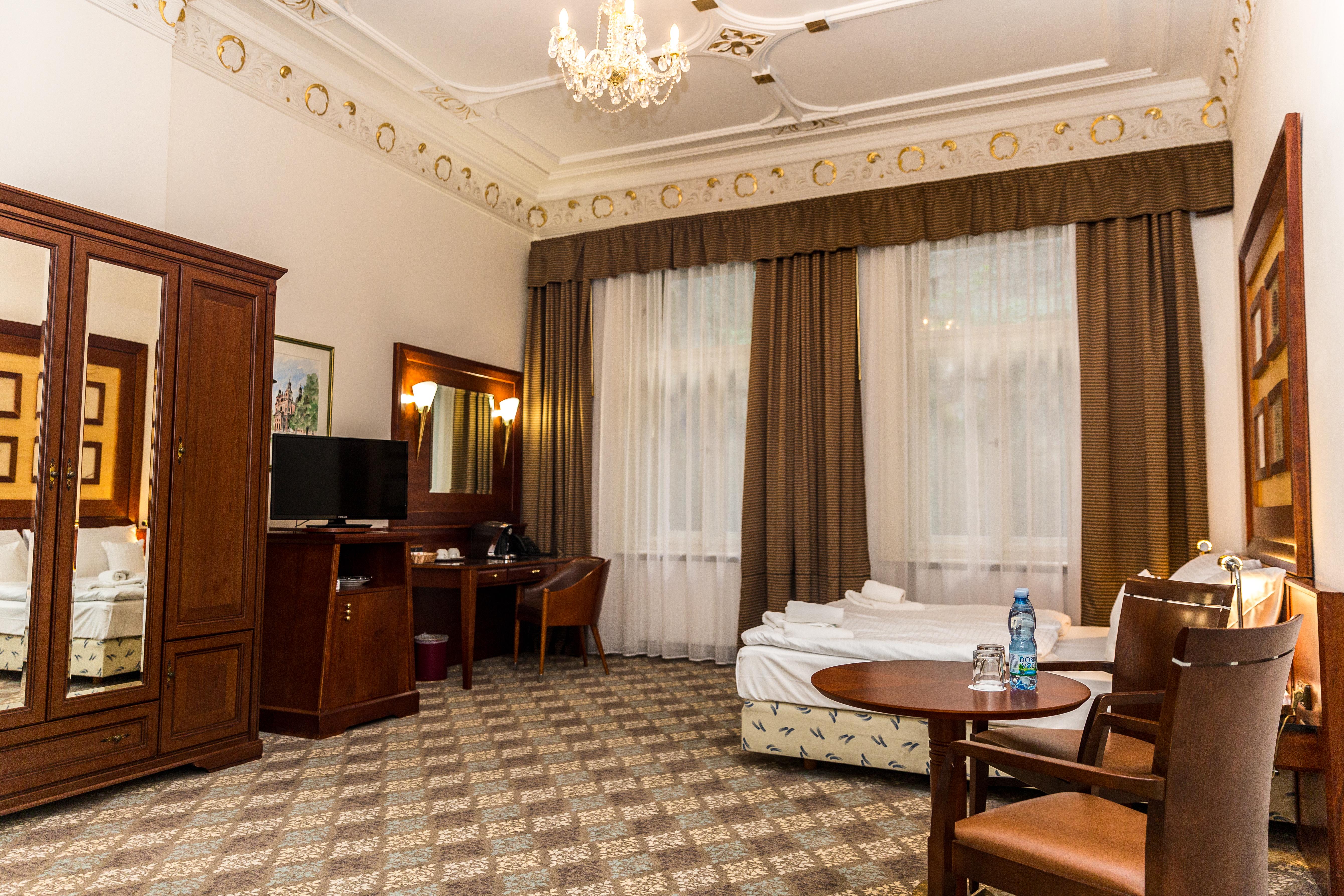 Hotel Kucera Karlovy Vary Extérieur photo
