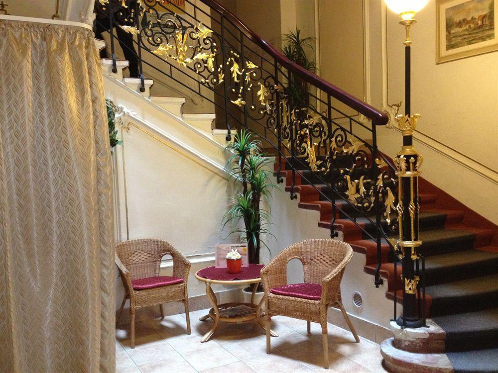Hotel Kucera Karlovy Vary Extérieur photo