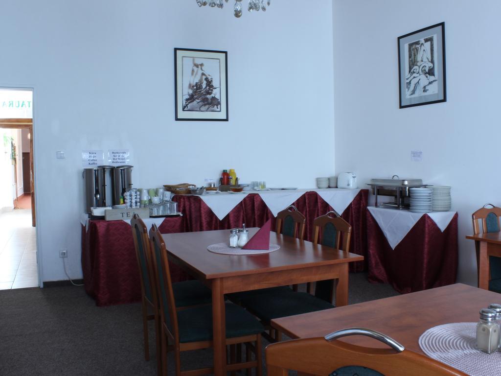 Hotel Kucera Karlovy Vary Extérieur photo